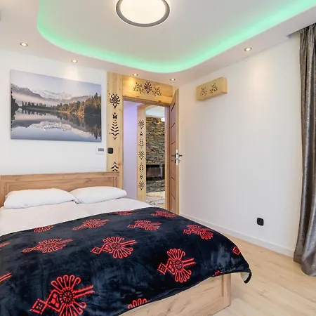Unique For 6 People In With Access To Sauna By Renters Apartment