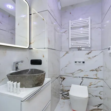 Apartment Unique For 6 People In With Access To Sauna By Renters *